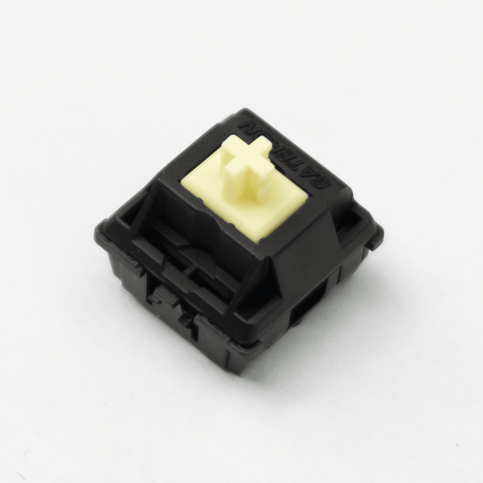 Gateron Oil King Yellow Heavy Tactile Switch - InputGear DE